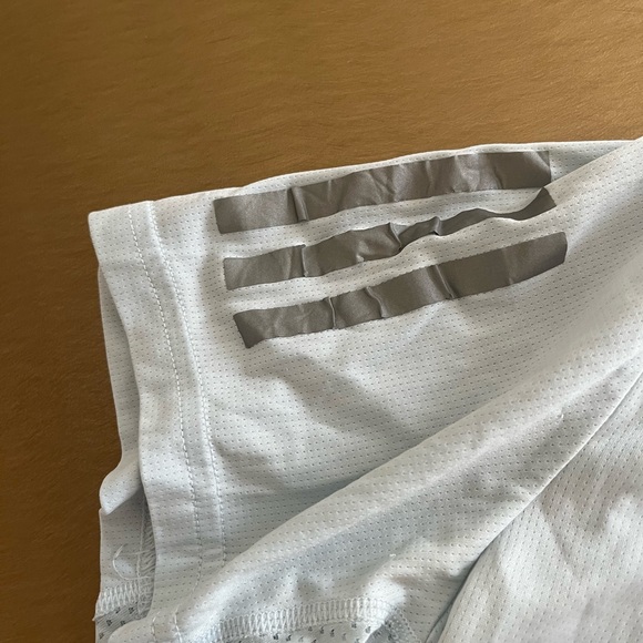 Blue Adidas Lightweight Top - Picture 4 of 8